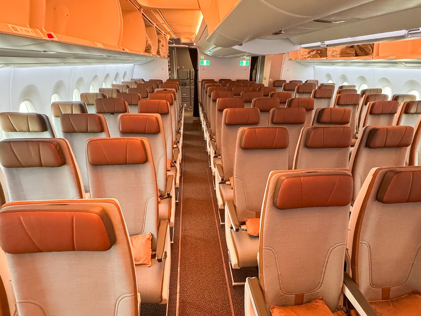 スターラックス航空 A350-1000のエコノミークラス