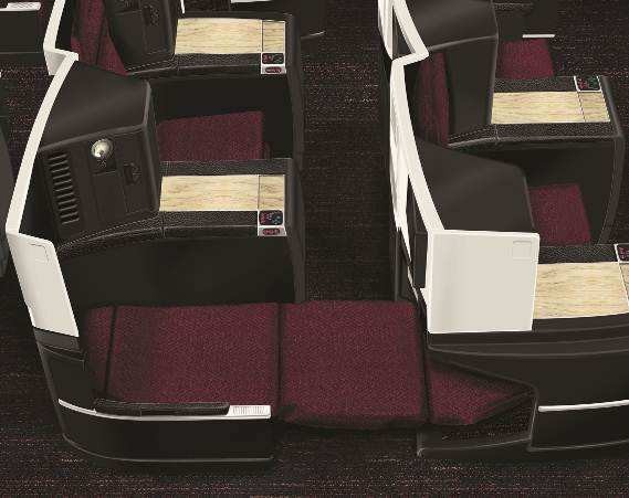 JAL 767-300ER JAL SKY SUITE Ⅱをベッドにしたところ